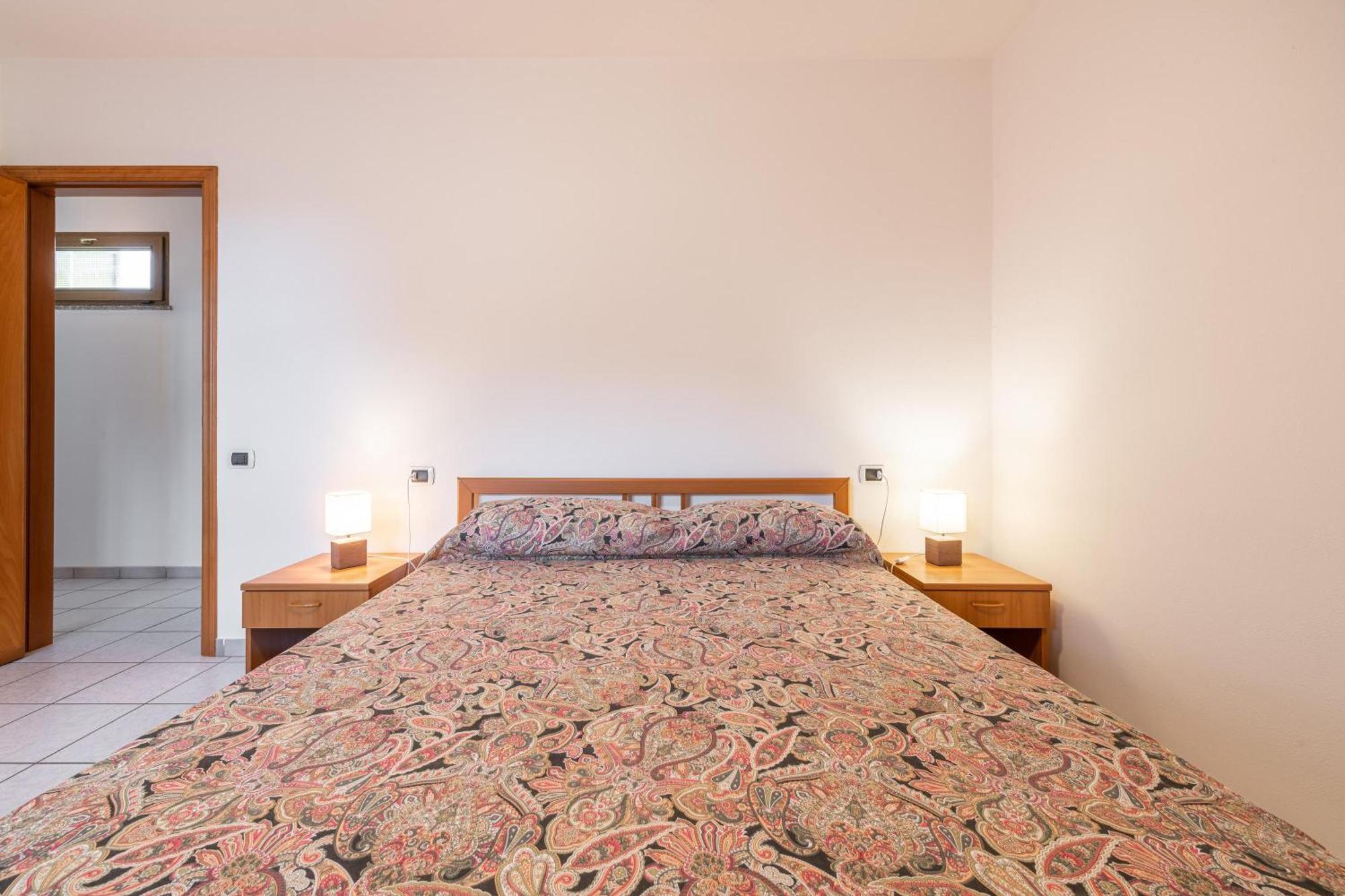 Casa Colonia 1 Apartment Sant'Anna Arresi Bagian luar foto