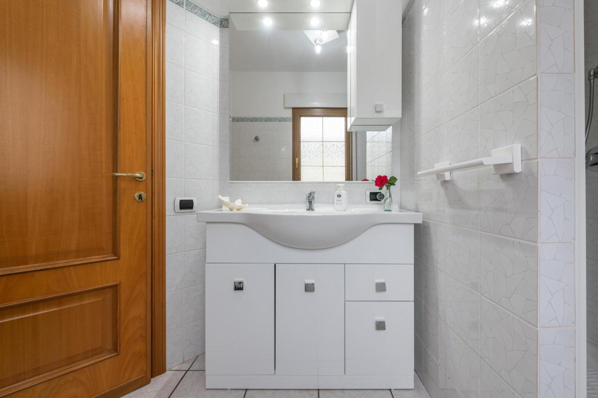 Casa Colonia 1 Apartment Sant'Anna Arresi Bagian luar foto